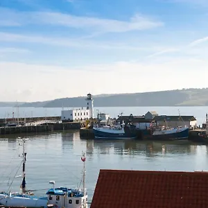  Apartment Harbourside With Private Parking